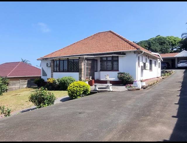 3 BEDROOM HOUSE FOR SALE IN MONTCLAIR